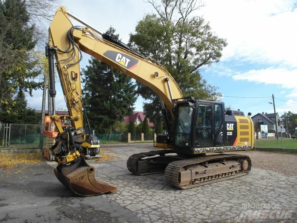 CAT 323 EL Pásové rýpadlá
