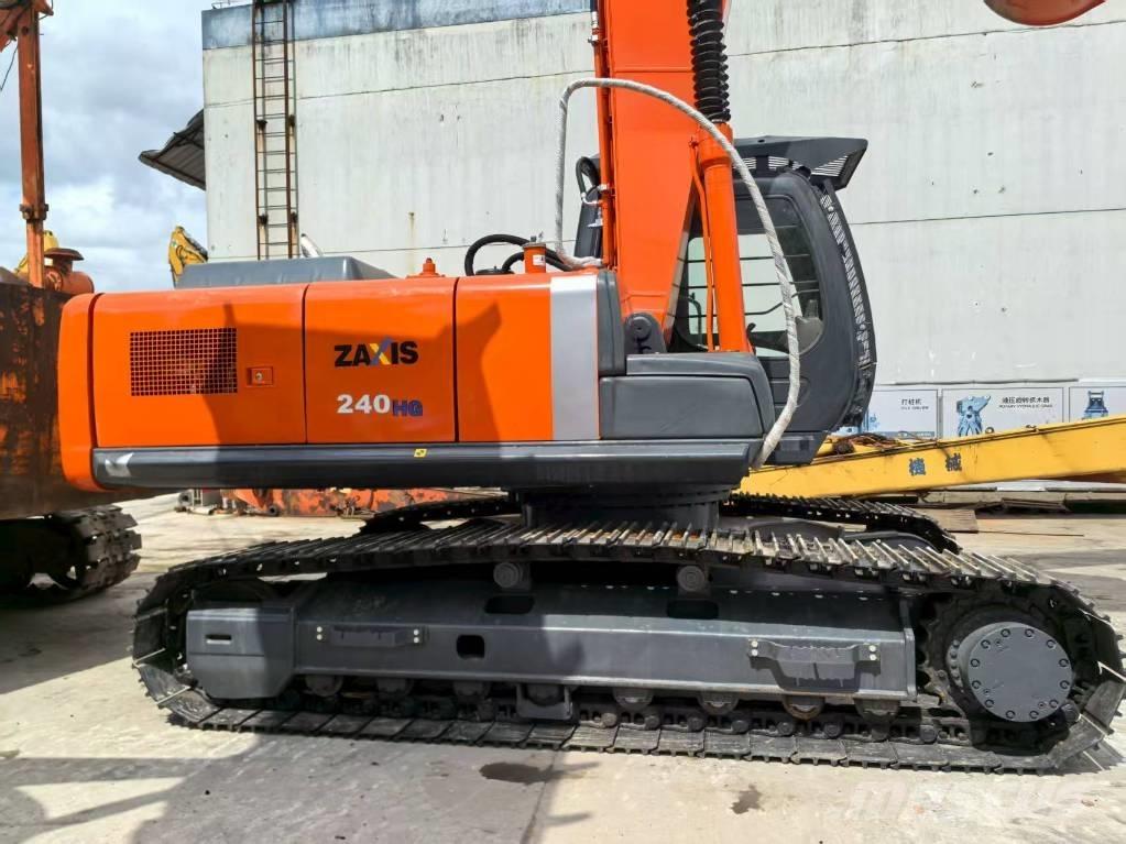 Hitachi ZX 240 HG Pásové rýpadlá