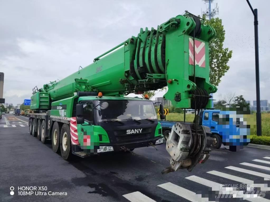 Sany SAC3000 Univerzálne terénne žeriavy