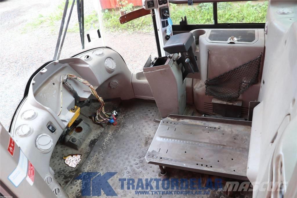 Volvo L 180 F Kabíny a interiér