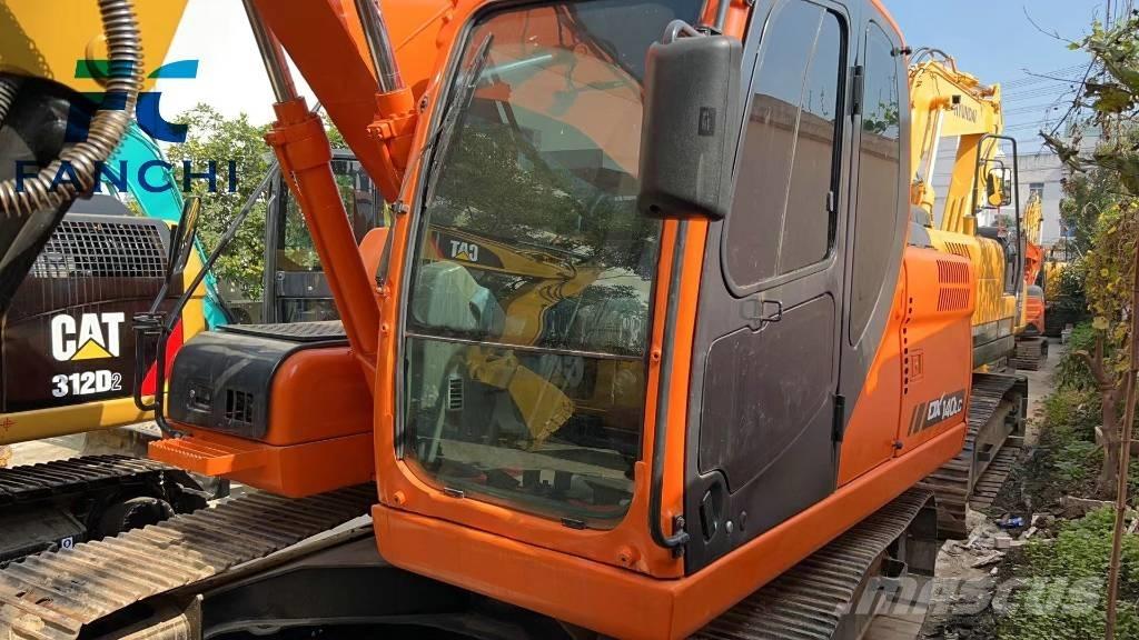 Doosan DX 140 LC Pásové rýpadlá