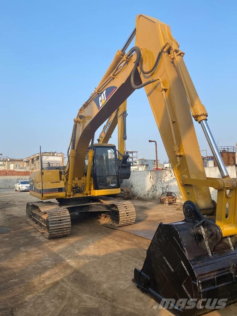 CAT 320 B Pásové rýpadlá