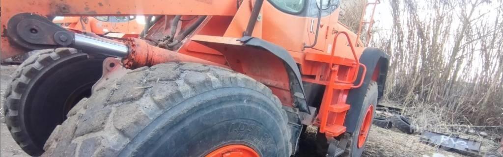 Doosan DL 300 Kolesové nakladače