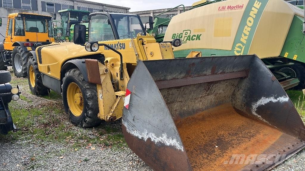 Komatsu WH 713 Teleskopické manipulátory