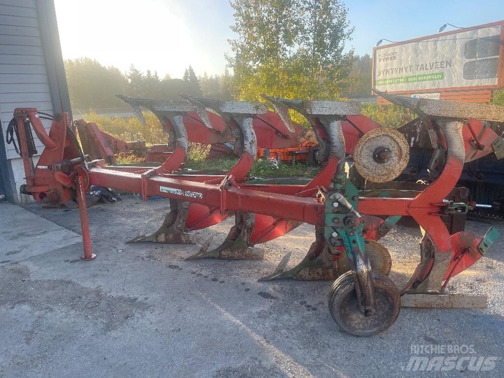 Kverneland E160-4 Dvojstranné pluhy
