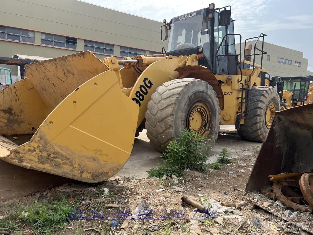 CAT 980G Kolesové nakladače