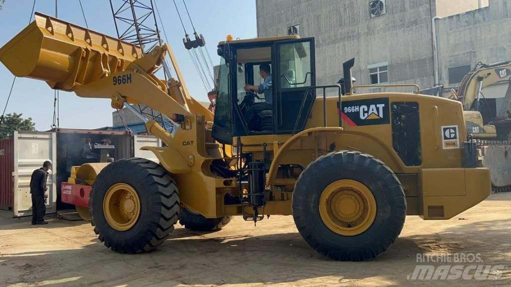 CAT 966 H Kolesové nakladače