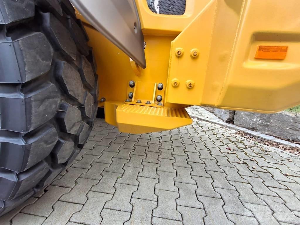 Volvo L 90 H2 Kolesové nakladače