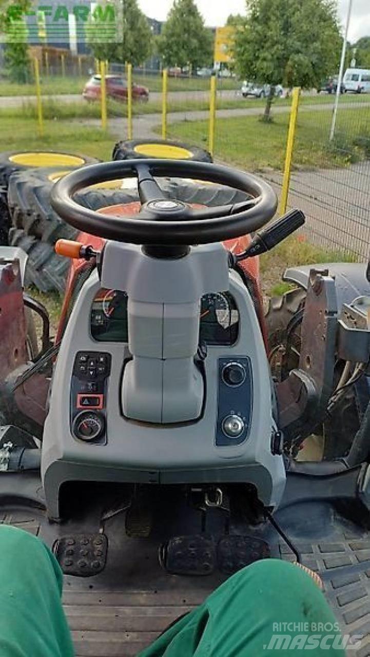 Valtra n174 Traktory