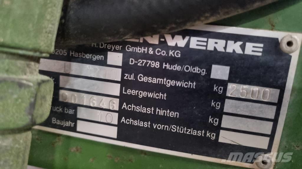 Amazone UF 1200 Nesené postrekovače
