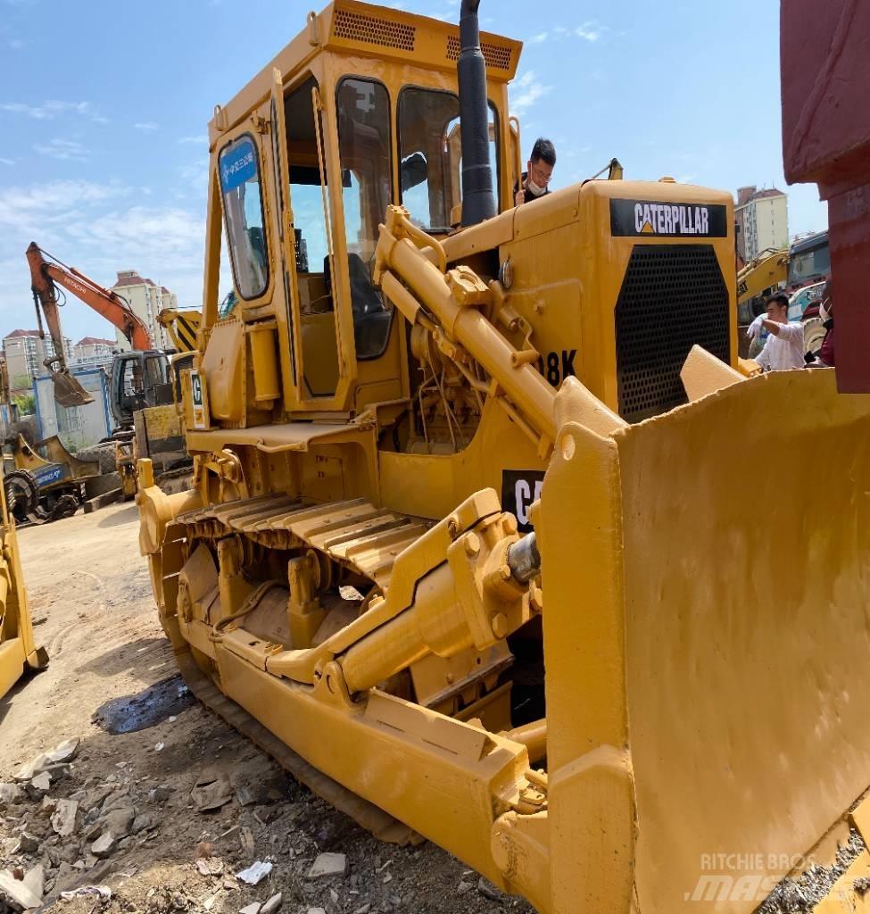 CAT D 8 K Pásové dozéry