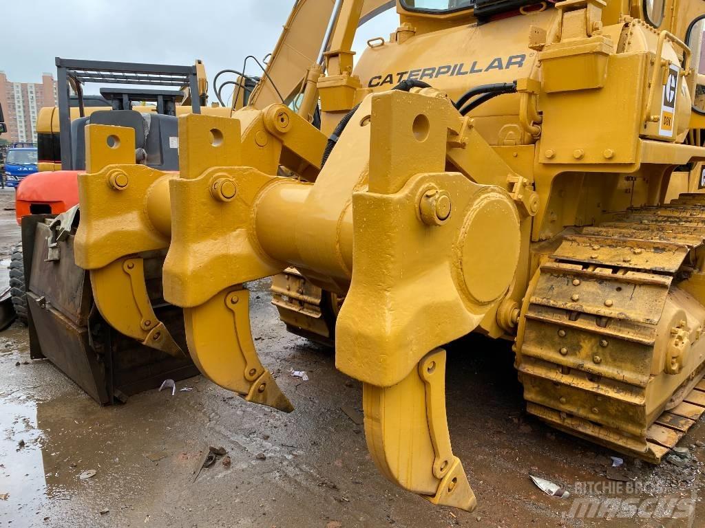 CAT D 8 K Pásové dozéry