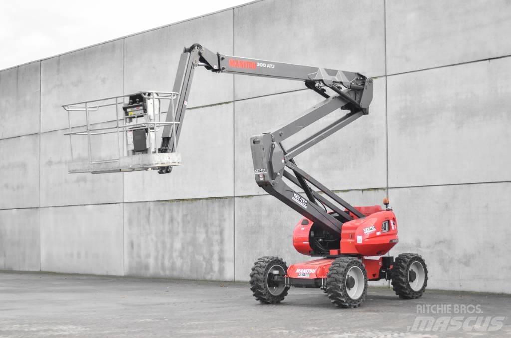 Manitou 200 ATJ Kĺbové plošiny