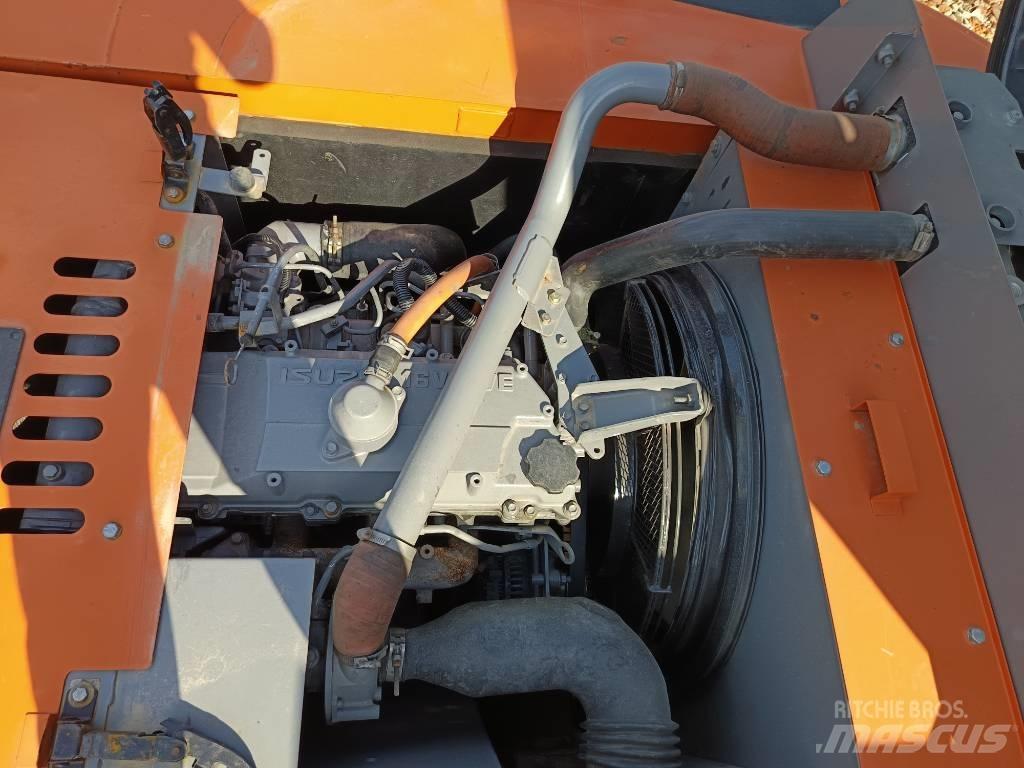 Hitachi ZX240 Pásové rýpadlá