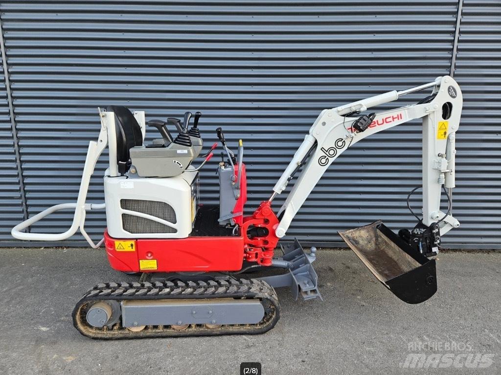 Takeuchi TB 210 R Mini rýpadlá < 7t