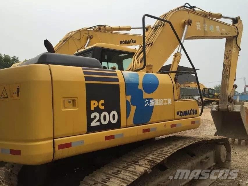 Komatsu PC 200-7 Pásové rýpadlá