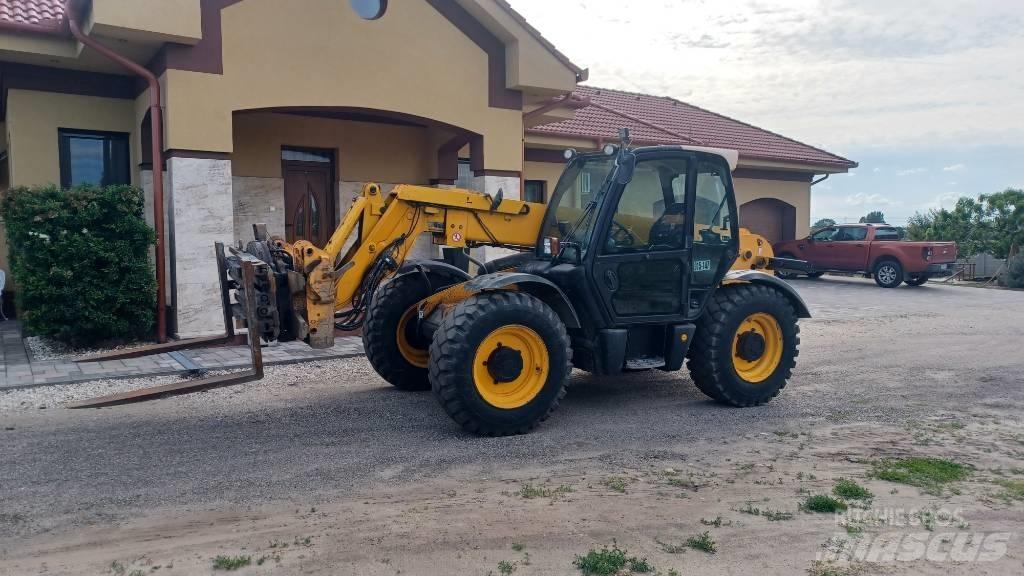 JCB 541-70 Teleskopické nakladače pre poľnohospodárstvo
