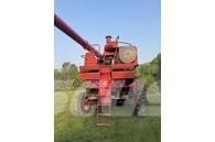 Case IH 1680 Kombinované zberacie stroje