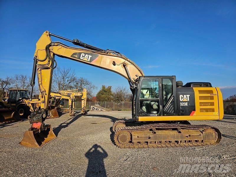 CAT 323 EL Pásové rýpadlá