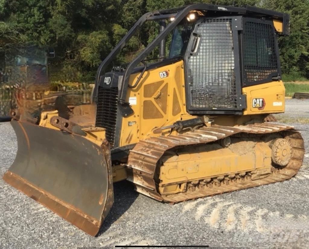 CAT D 3 Pásové dozéry