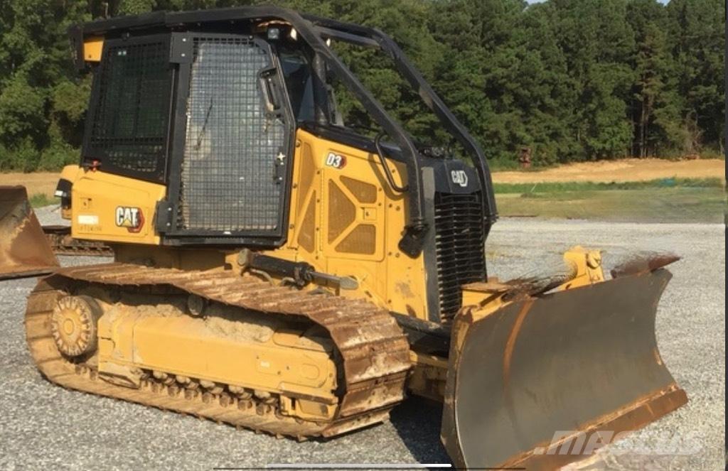 CAT D 3 Pásové dozéry