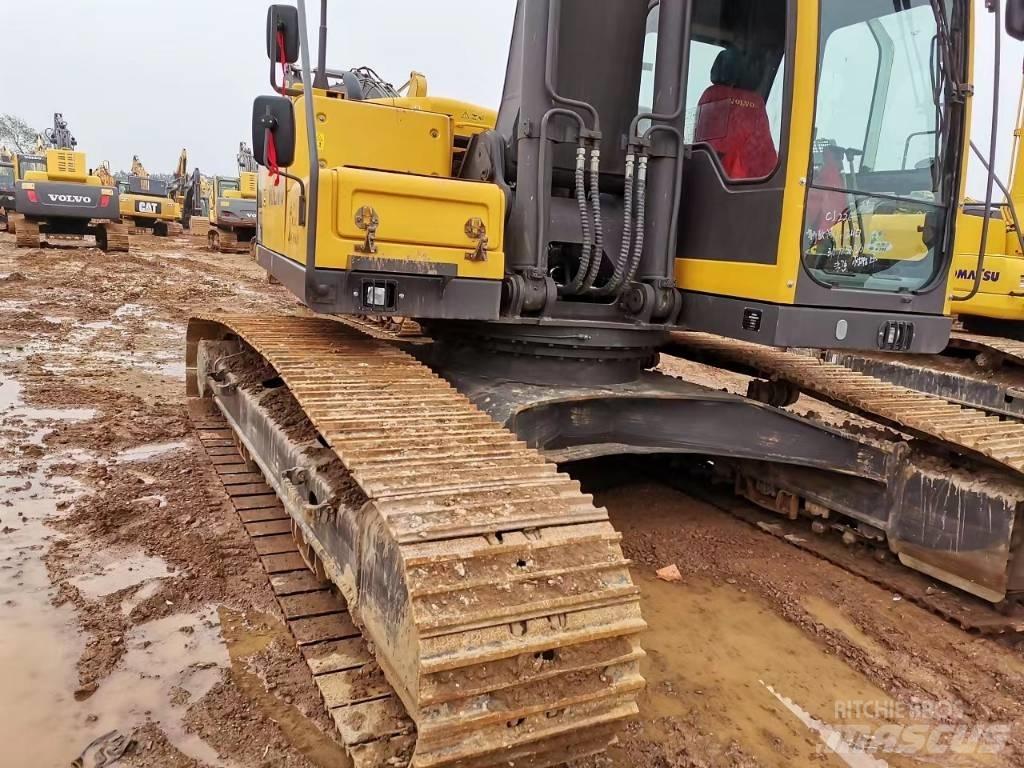 Volvo EC 240 B LC Pásové rýpadlá