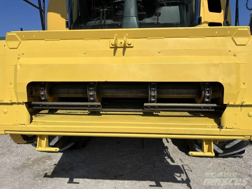 New Holland CX8.80 Kombinované zberacie stroje