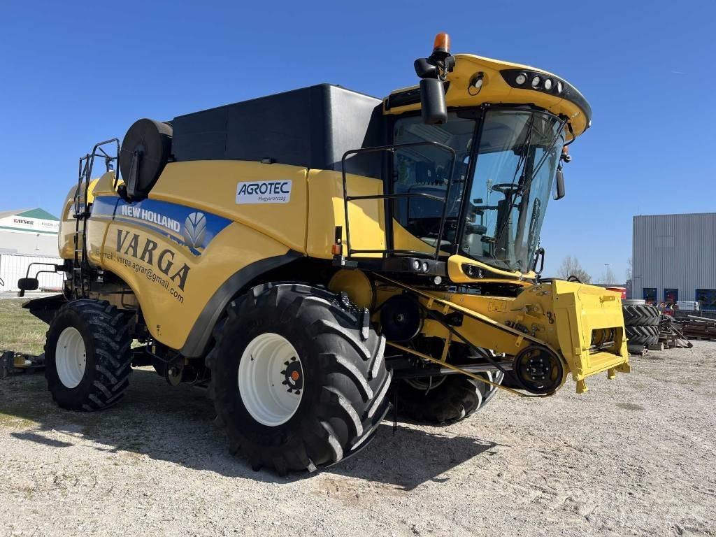 New Holland CX8.80 Kombinované zberacie stroje