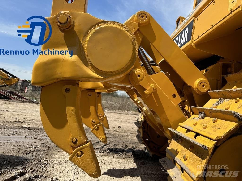 CAT D 8 R Pásové dozéry