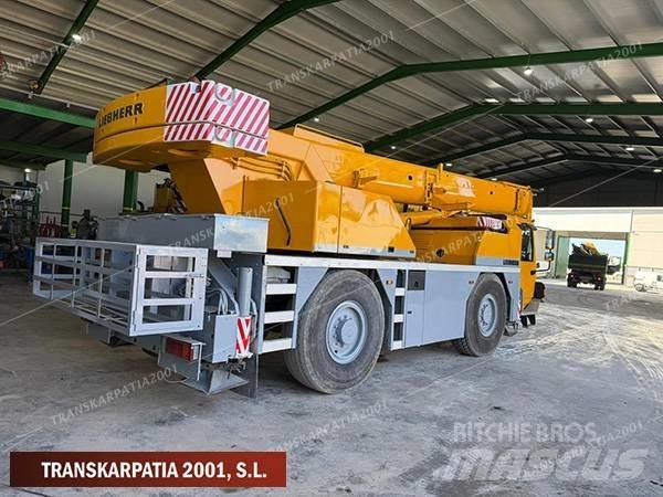 Liebherr LTM 1030-2 Univerzálne terénne žeriavy