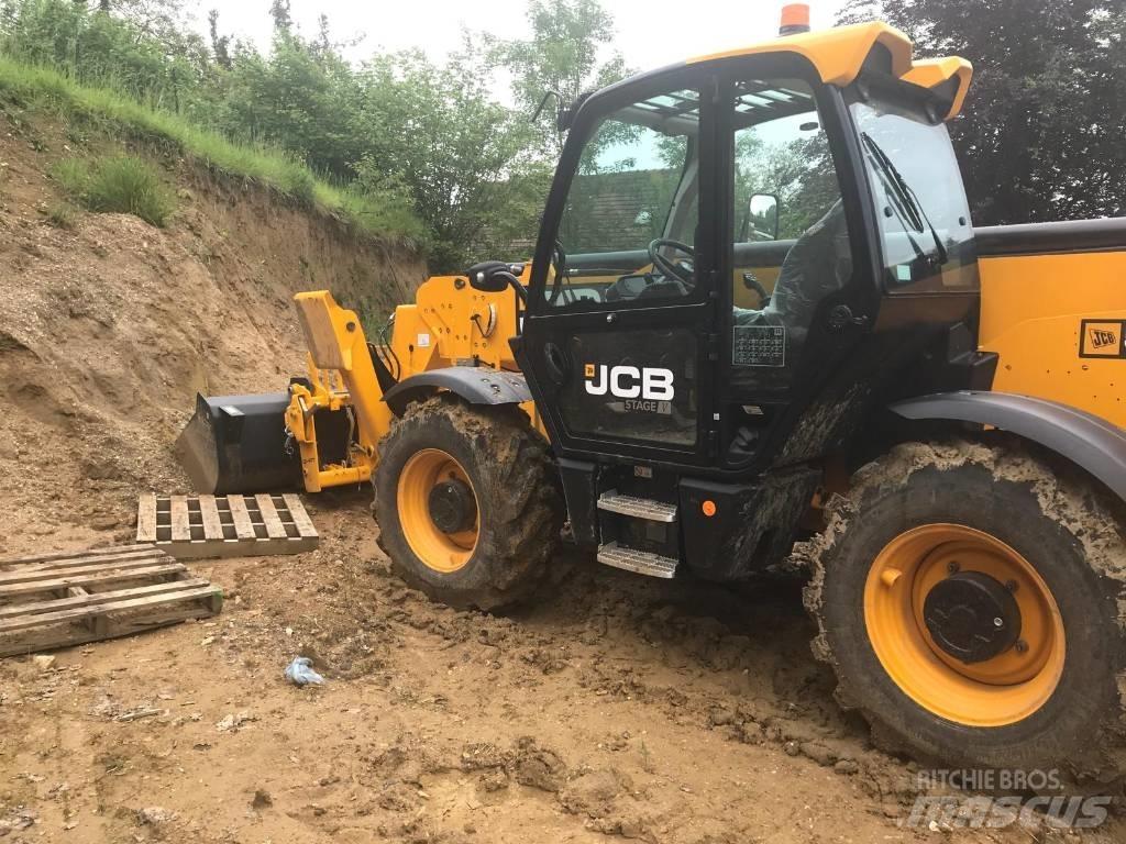 JCB 540-180-HI-VIZ Teleskopické manipulátory