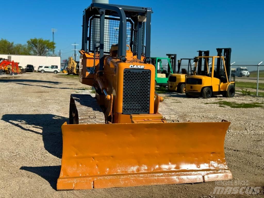 CASE 550 H Pásové dozéry