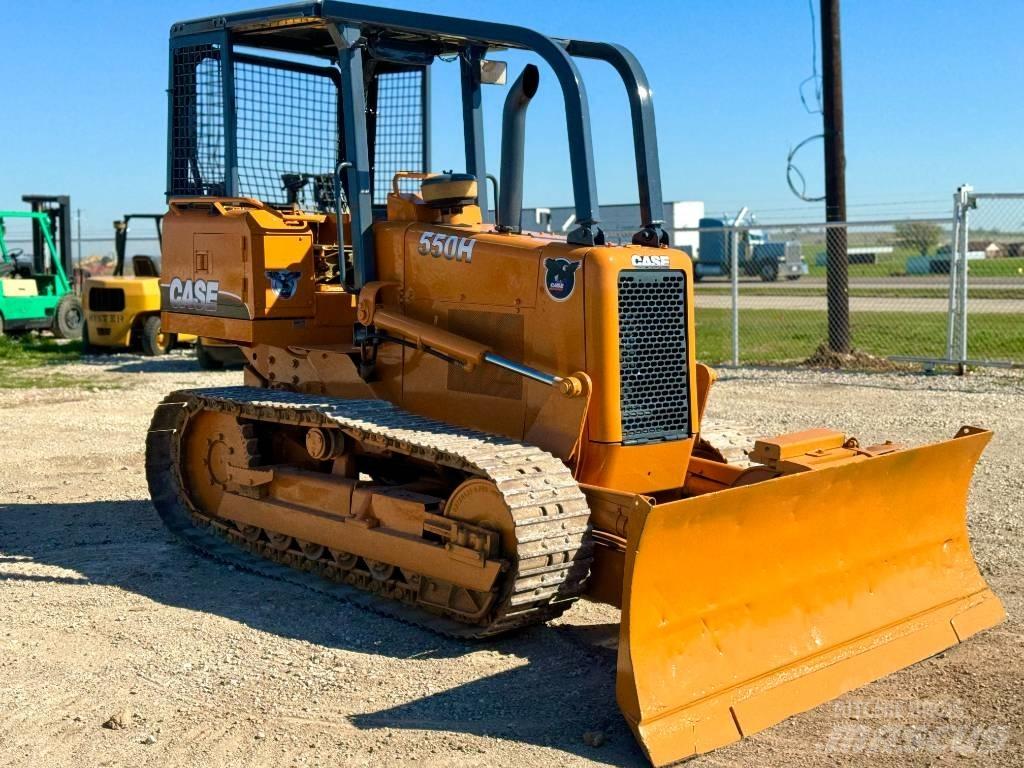 CASE 550 H Pásové dozéry