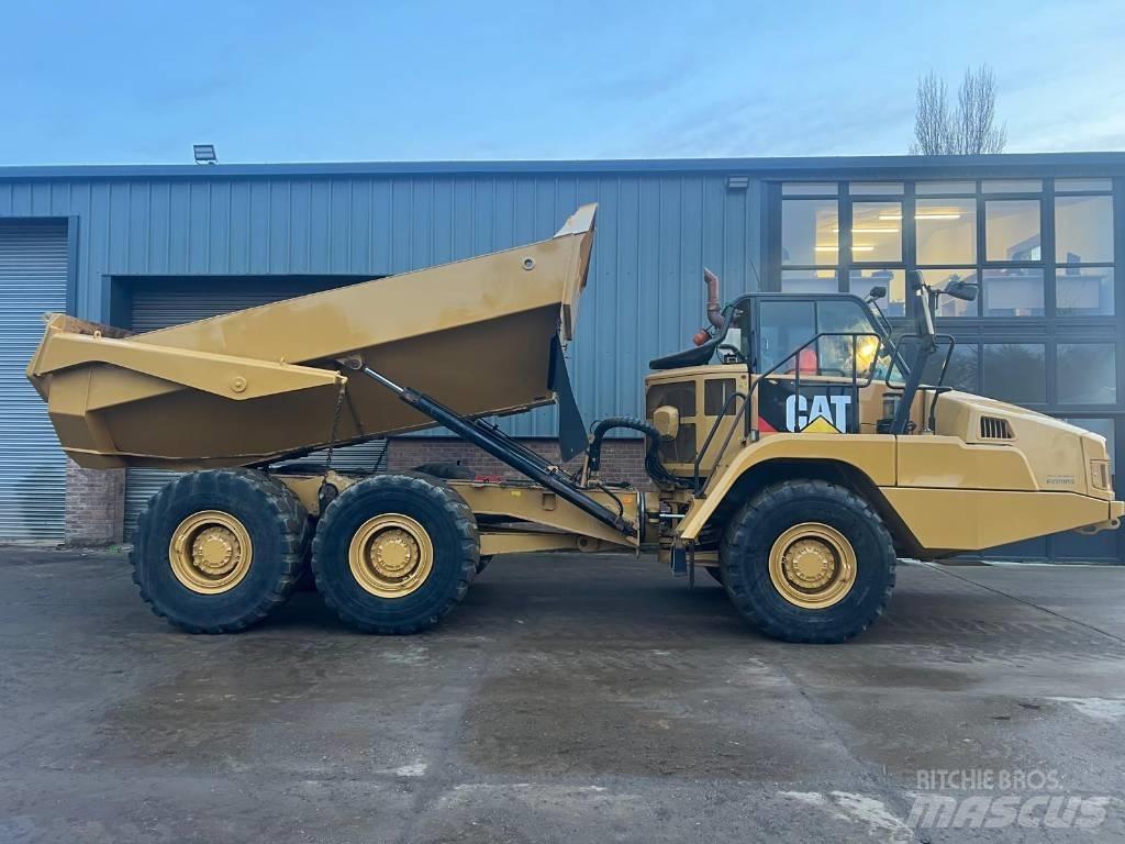 CAT 730 C Kĺbové nákladné autá