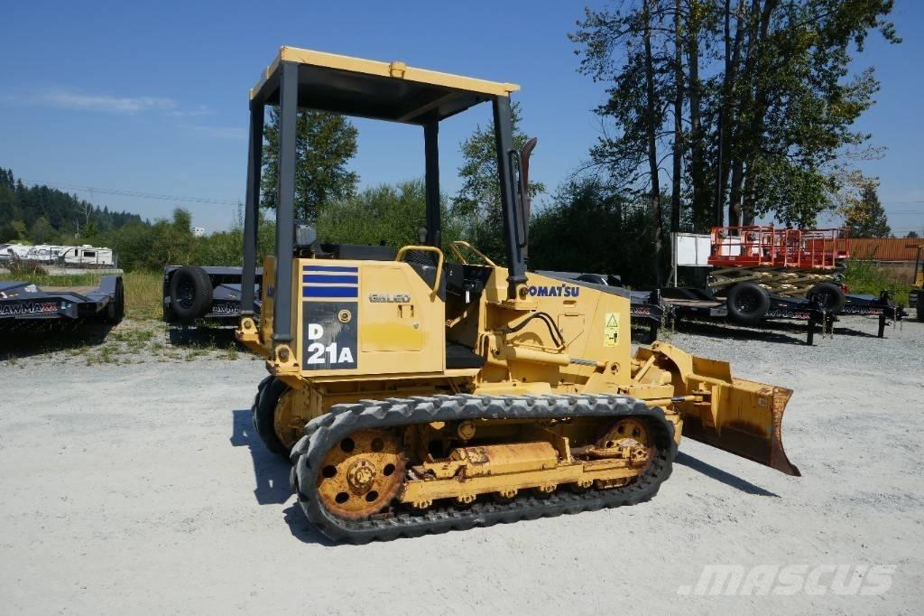 Komatsu D 21 A-8 Pásové dozéry