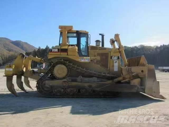 CAT D 9 R Pásové dozéry
