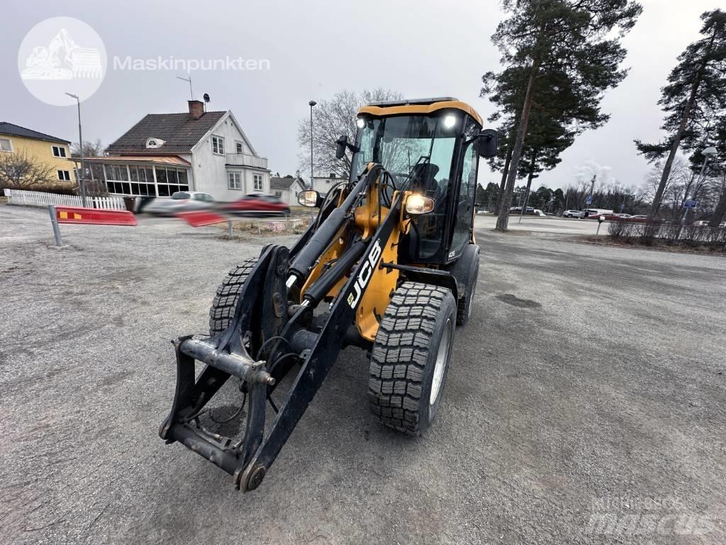 JCB 406 Kolesové nakladače