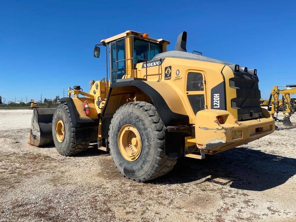 Volvo L 220 H Kolesové nakladače