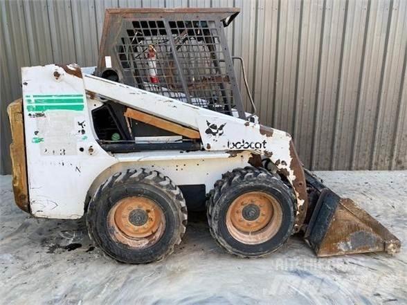 Bobcat 753 Šmykom riadené nakladače