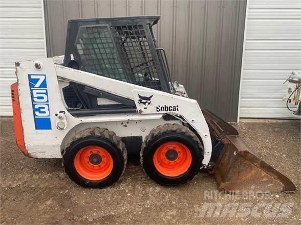 Bobcat 753 Šmykom riadené nakladače