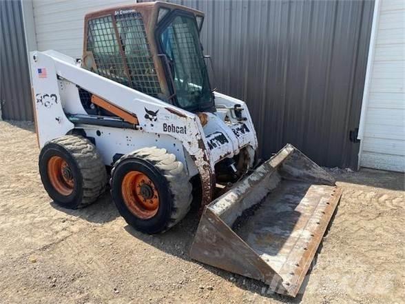 Bobcat 863 Šmykom riadené nakladače