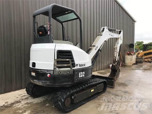 Bobcat E32M Mini rýpadlá < 7t