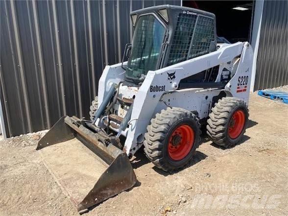 Bobcat S220 Šmykom riadené nakladače