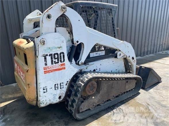 Bobcat T190 Šmykom riadené nakladače