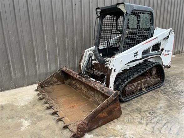 Bobcat T450 Šmykom riadené nakladače