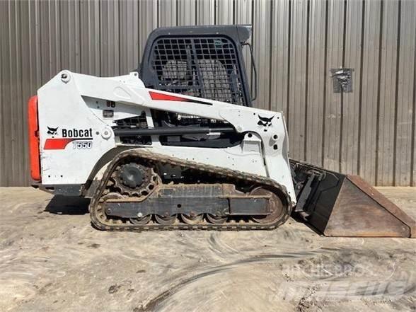 Bobcat T550 Šmykom riadené nakladače