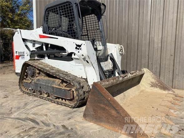 Bobcat T550 Šmykom riadené nakladače