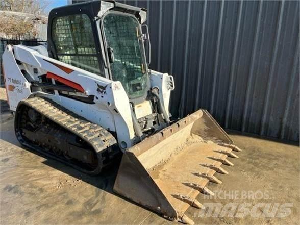 Bobcat T550 Šmykom riadené nakladače