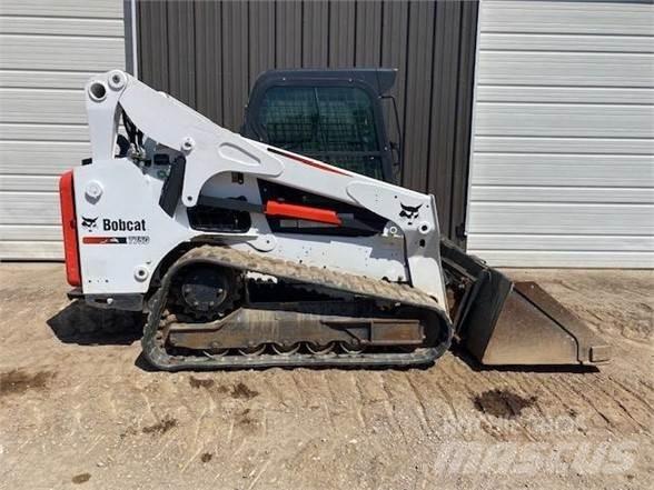 Bobcat T750 Šmykom riadené nakladače
