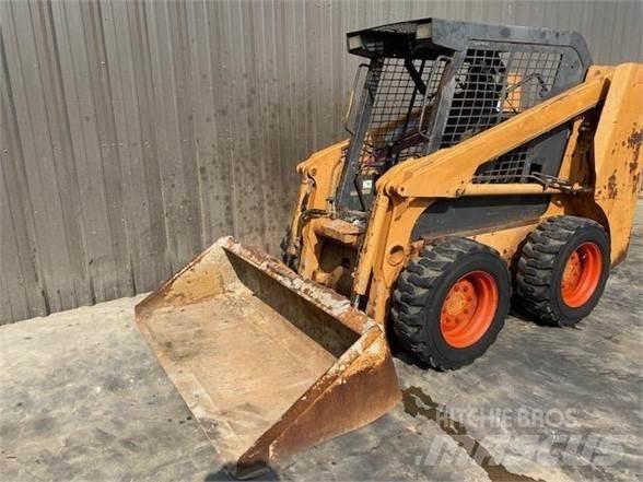 CASE 40XT Šmykom riadené nakladače